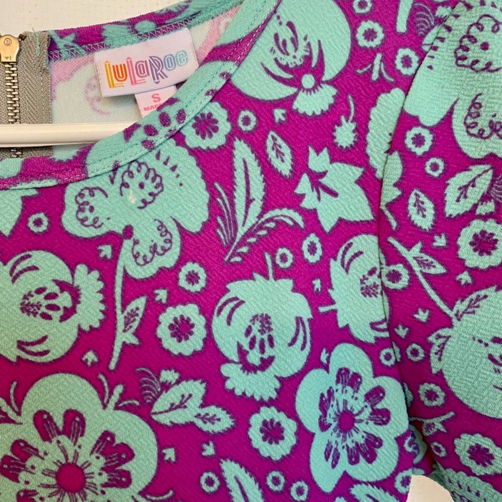 Beautiful Tropical Hawaiian Floral Flower LuLaRoe Amelia - Picture 3 of 5